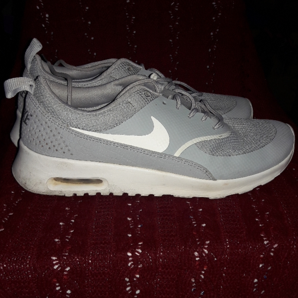 Nike Air Max Thea sz 10 gray